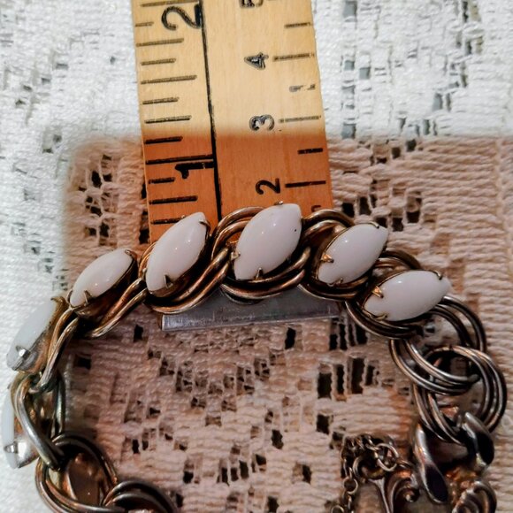 Vintage MCM Lucite panel bracelet with large clasp 1960s - Picture 8 of 8